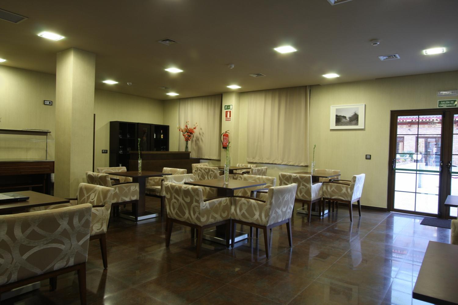 Dinastia Hotel Getafe Bagian luar foto
